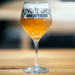 Verre Anosteke 33 cl avec logo, parfait pour savourer la bière du Nord