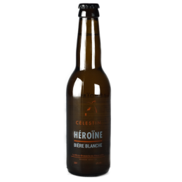 Bouteille de bière blanche Héroïne avec une mousse légère et une robe dorée