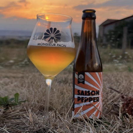 Bouteille de Saison Pepper, bière blonde du Nord au poivre exotique